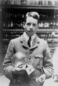 A young Henry Moseley, taken in the Balliol-Trinity Laboratory, Oxford, c.1910.