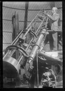 The De la Rue 'Moon camera' in use circa 1930